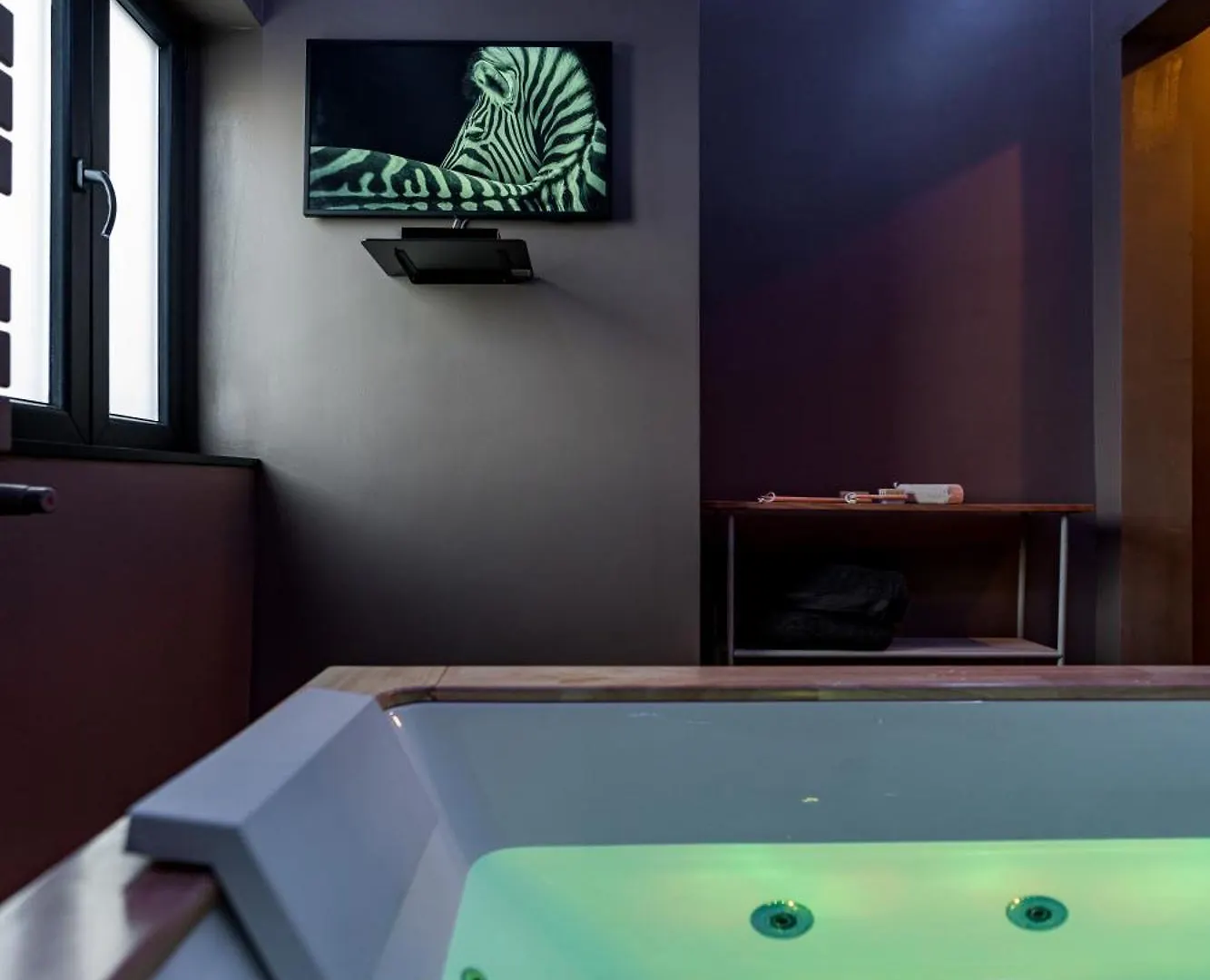 Downtown Calea Victoriei 100 Jacuzzi&Sauna&Bathtub 布加勒斯特 0*,  罗马尼亚