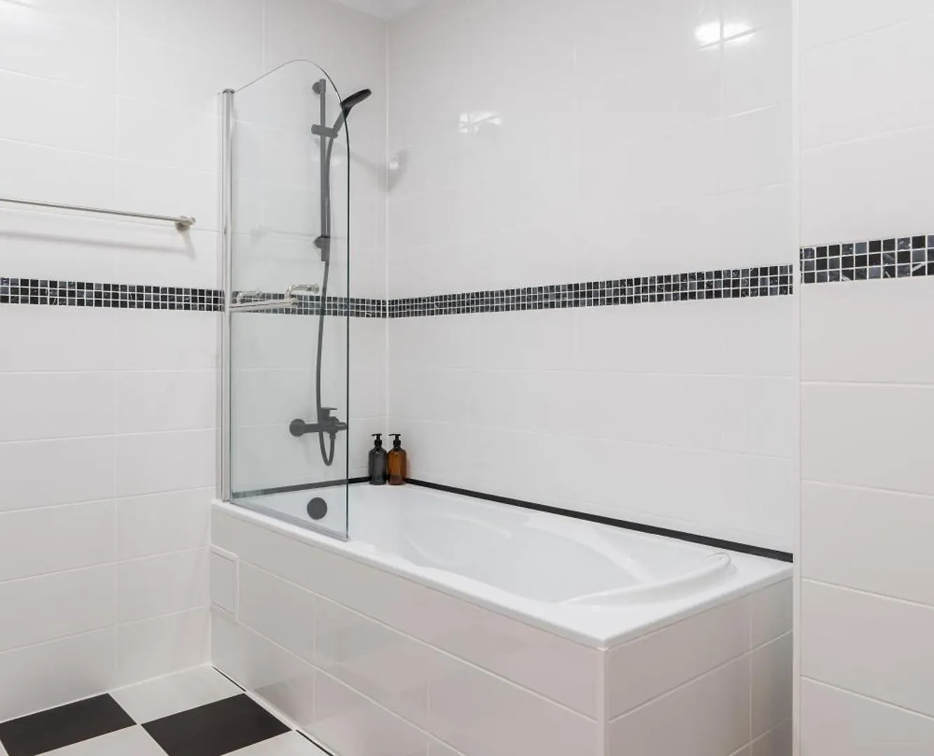 Downtown Calea Victoriei 100 Jacuzzi&Sauna&Bathtub Bukareszt Apartament